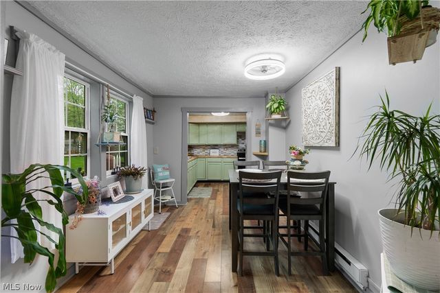 1057 Tremont Avenue NE, East Canton, OH 44730