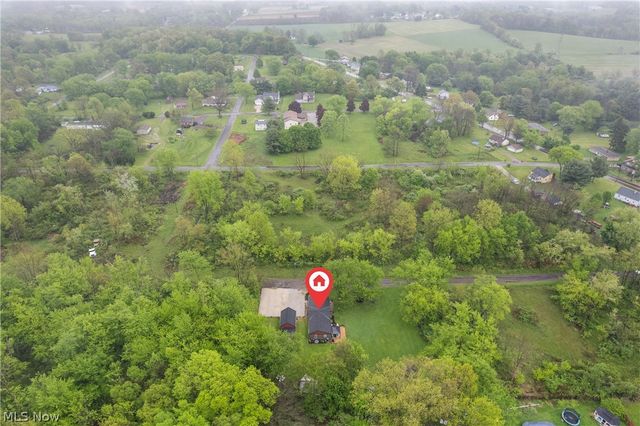 1057 Tremont Avenue NE, East Canton, OH 44730