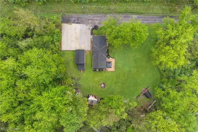 1057 Tremont Avenue NE, East Canton, OH 44730