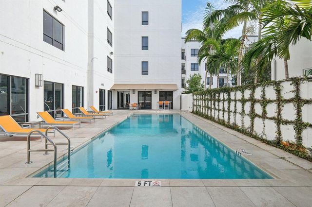 312 23rd Street 428, West Palm Beach, FL 33407