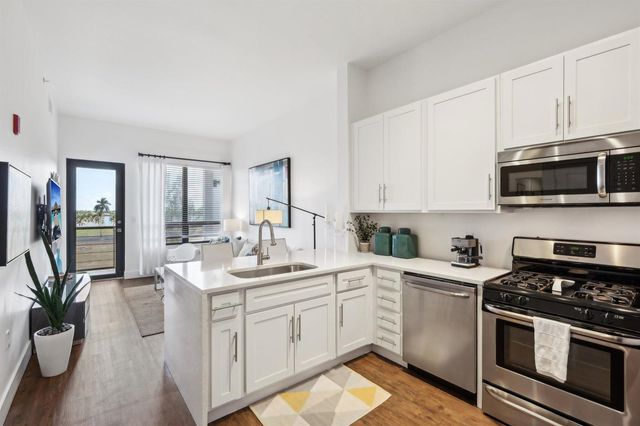 312 23rd Street 428, West Palm Beach, FL 33407