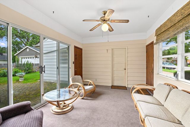 1609 S Greenwood Avenue, Park Ridge, IL 60068