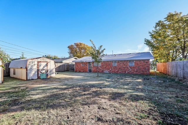 1203 JASMINE Street, Amarillo, TX 79107