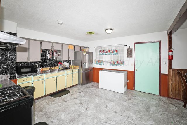 1203 JASMINE Street, Amarillo, TX 79107