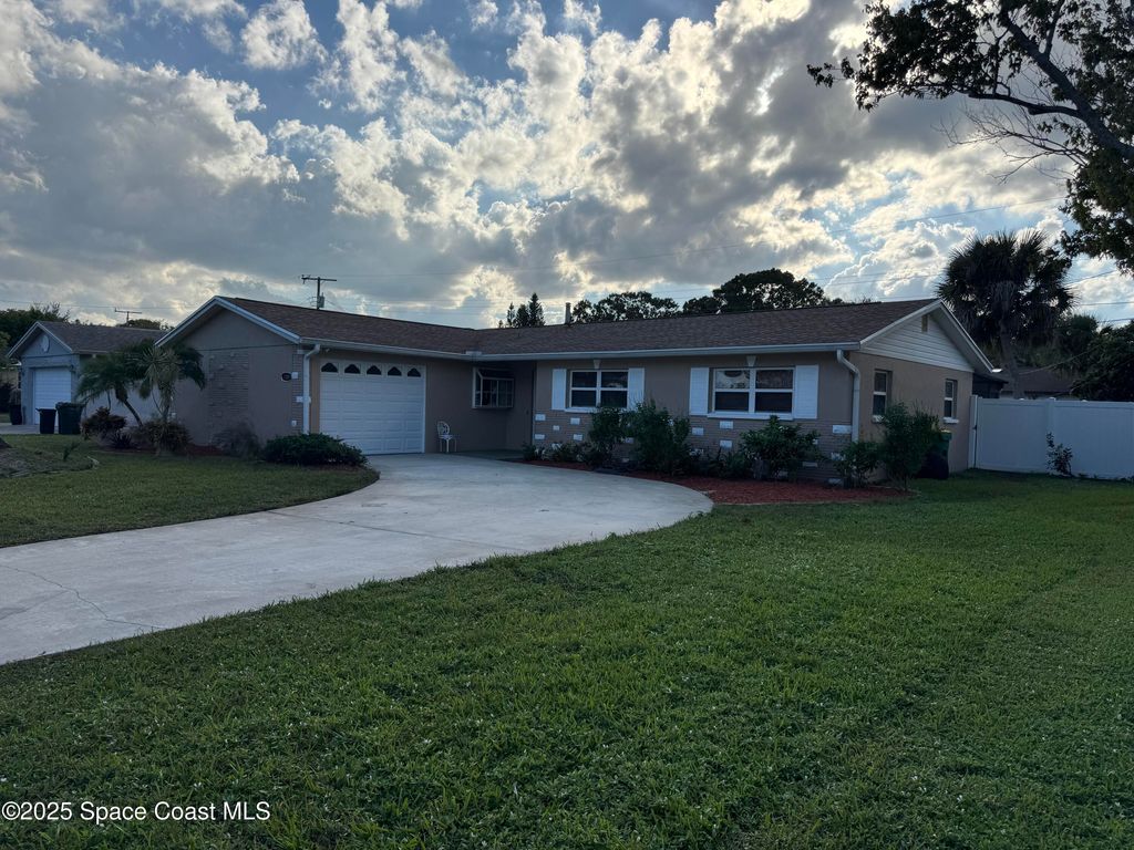 1709 Fenway Circle, Rockledge, FL 32955