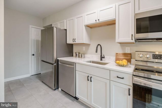 8301 KENDALE RD, Parkville, MD 21234