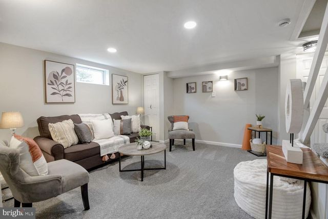 8301 KENDALE RD, Parkville, MD 21234