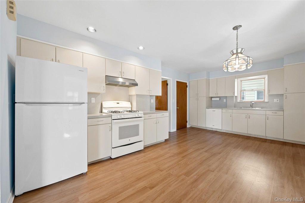 34 Terrace Avenue, Ossining, NY 10562 — photo 5