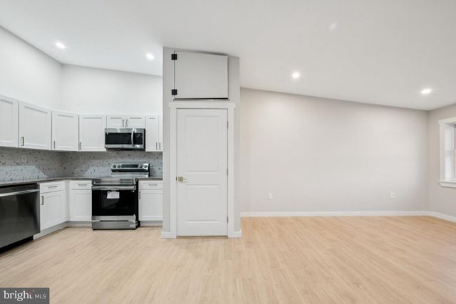 2416 N CHARLES ST, Baltimore, MD 21218