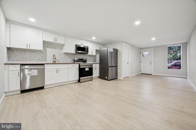 2416 N CHARLES ST, Baltimore, MD 21218