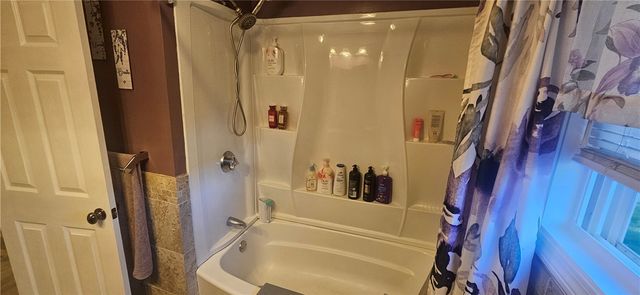 60 Tampa Avenue, Warwick, RI 02889