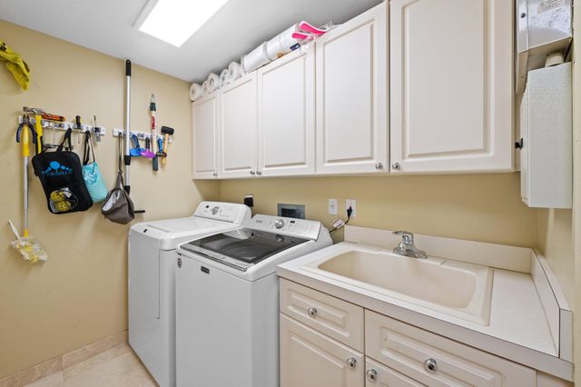 6051 N Ocean Drive 607, Hollywood, FL 33019