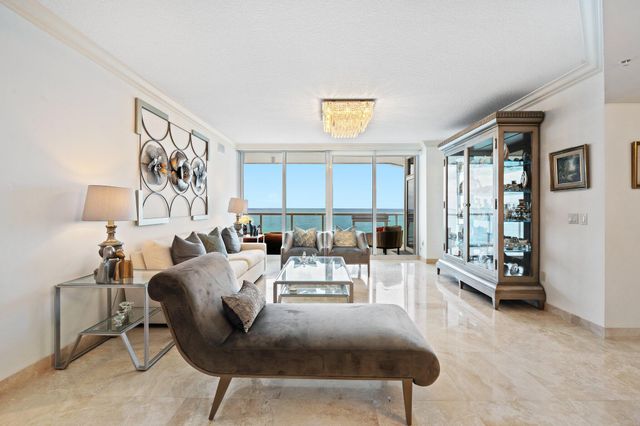 6051 N Ocean Drive 607, Hollywood, FL 33019