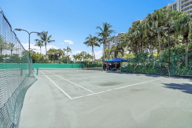 6051 N Ocean Drive 607, Hollywood, FL 33019
