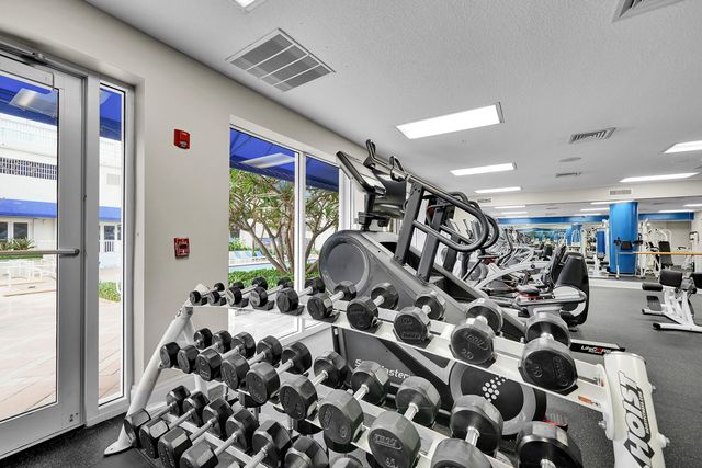 6051 N Ocean Drive 607, Hollywood, FL 33019