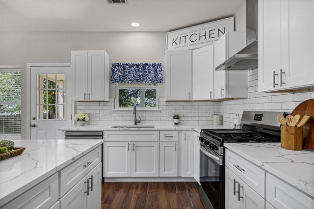 1524 Lochaline LOOP, Pflugerville, TX 78660