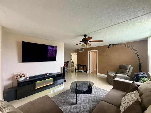 9301 Lime Bay Boulevard 301, Tamarac, FL 33321