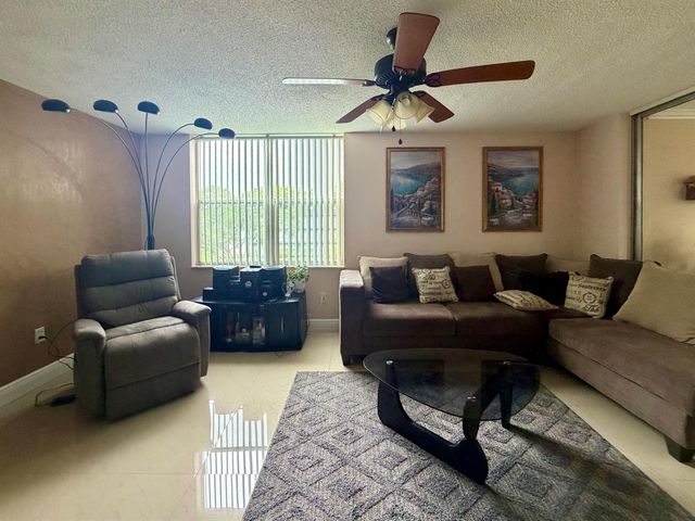 9301 Lime Bay Boulevard 301, Tamarac, FL 33321