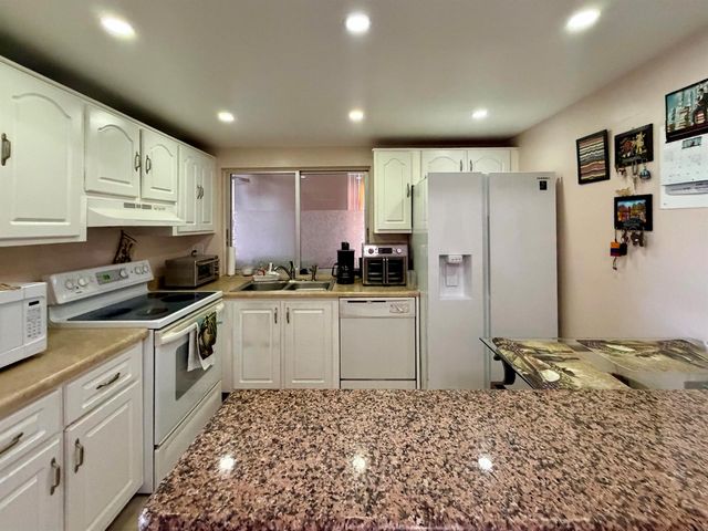 9301 Lime Bay Boulevard 301, Tamarac, FL 33321