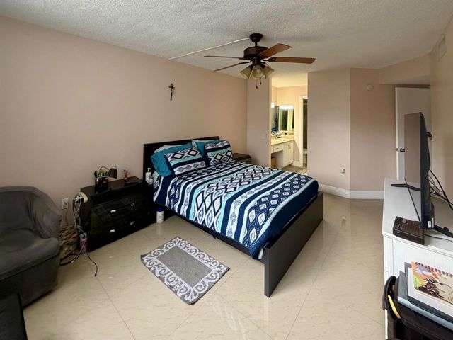 9301 Lime Bay Boulevard 301, Tamarac, FL 33321