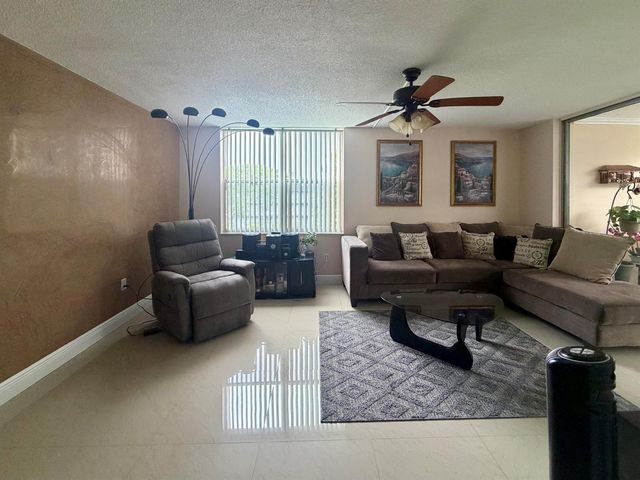 9301 Lime Bay Boulevard 301, Tamarac, FL 33321