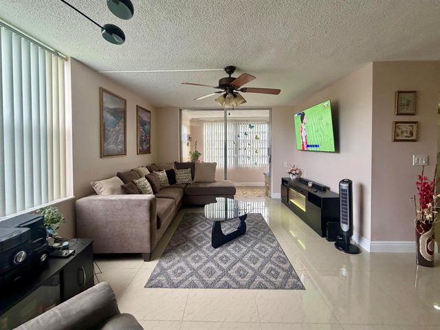 9301 Lime Bay Boulevard 301, Tamarac, FL 33321