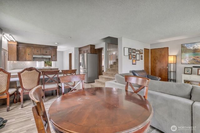 3035 70th Way SW, Tumwater, WA 98512