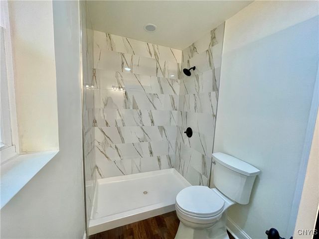 9666 Mallory Road, New Hartford, NY 13413