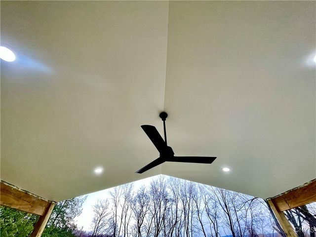 9666 Mallory Road, New Hartford, NY 13413