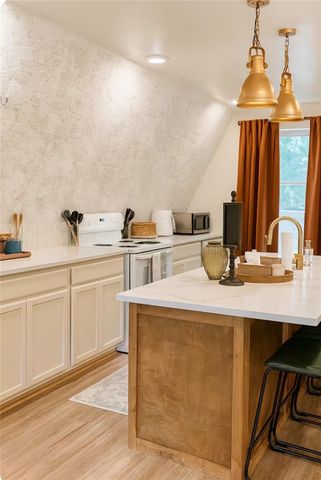 13970 Cloverdale Road, Rogers, AR 72756