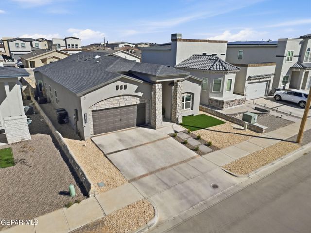 15017 IMAGINE Drive, El Paso, TX 79938