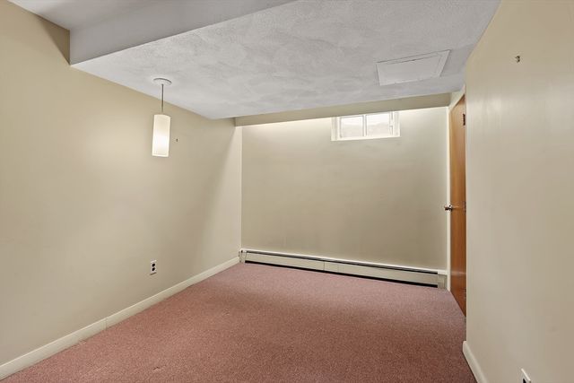 8 Hobbs Road, Wayland, MA 01778