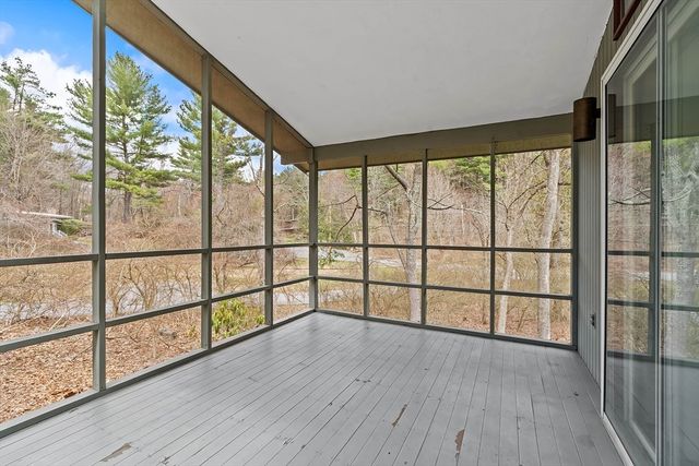 8 Hobbs Road, Wayland, MA 01778