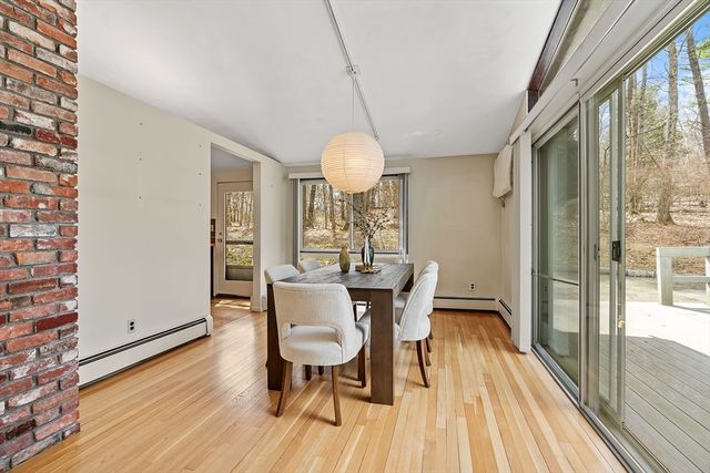 8 Hobbs Road, Wayland, MA 01778