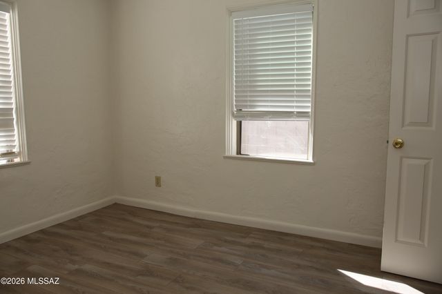 2320 N Camilla Boulevard, Tucson, AZ 85716