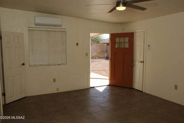 2320 N Camilla Boulevard, Tucson, AZ 85716