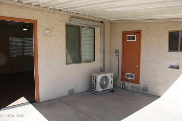 2320 N Camilla Boulevard, Tucson, AZ 85716