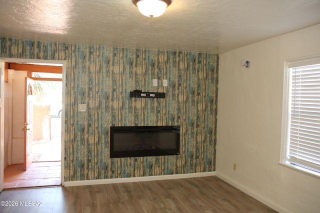 2320 N Camilla Boulevard, Tucson, AZ 85716