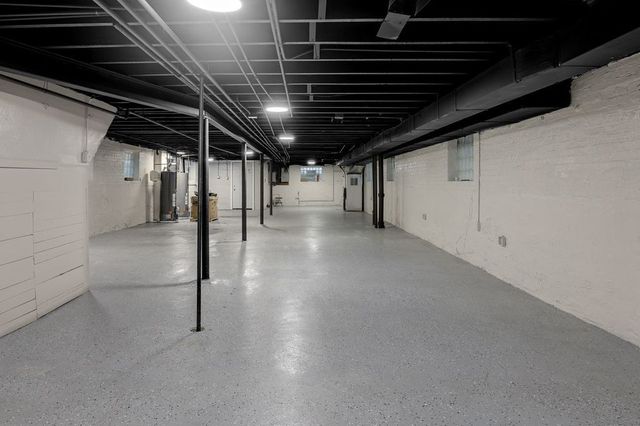 8210 S Justine Street, Chicago, IL 60620