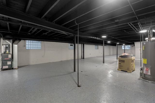 8210 S Justine Street, Chicago, IL 60620