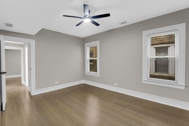 8210 S Justine Street, Chicago, IL 60620