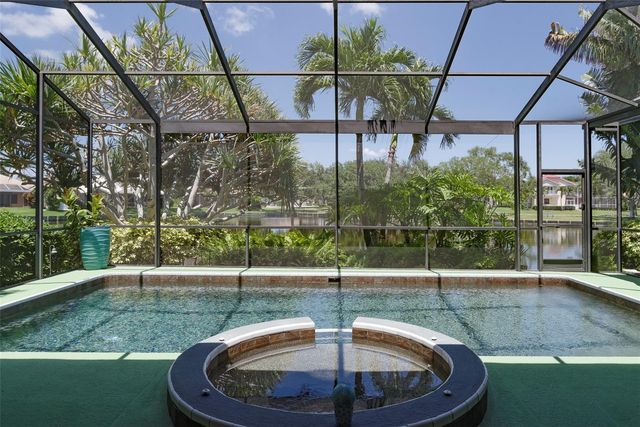 4834 WINDMILL PALM TERRACE NE, St Petersburg, FL 33703
