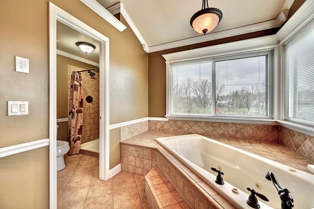 808 Brittany Trail, Florence, KY 41042