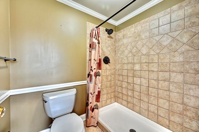 808 Brittany Trail, Florence, KY 41042