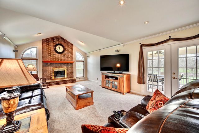 808 Brittany Trail, Florence, KY 41042