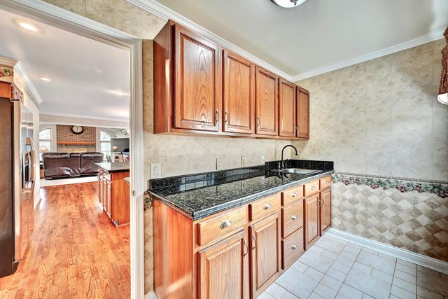 808 Brittany Trail, Florence, KY 41042