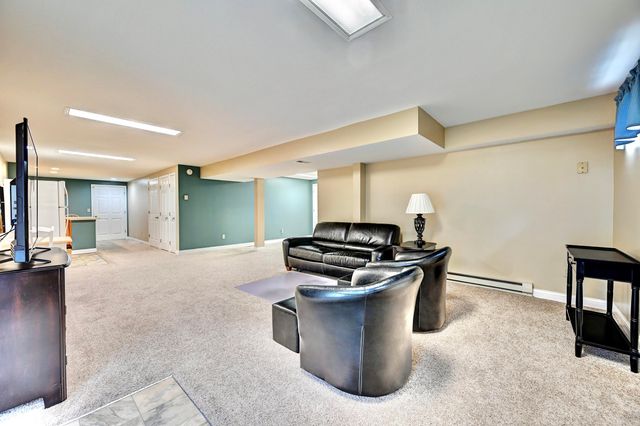 808 Brittany Trail, Florence, KY 41042