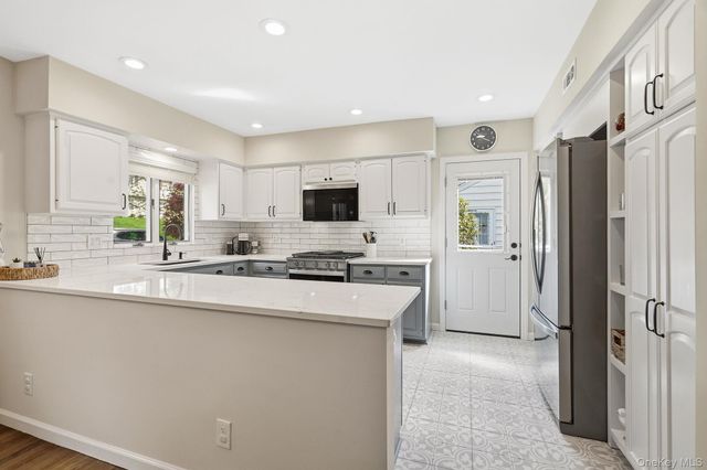 47 Valley View Terrace, Mount Kisco, NY 10549