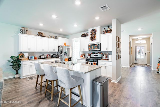 4673 W Ridge Road, Lake Charles, LA 70607