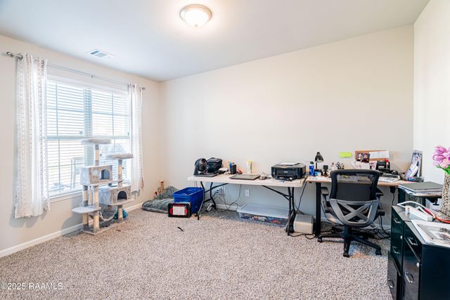 4673 W Ridge Road, Lake Charles, LA 70607